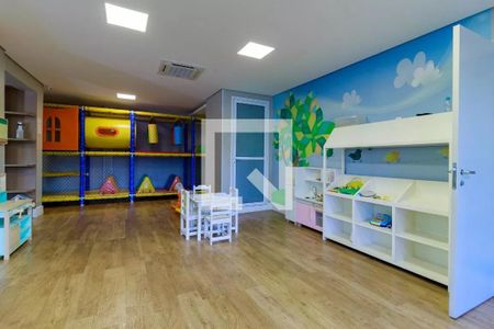 Apartamento à venda com 225m², 3 quartos e 4 vagas Apartamento à venda com 225m², 3 quartos e 4 vagasArea Comum