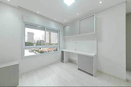 Apartamento à venda com 225m², 3 quartos e 4 vagas Apartamento à venda com 225m², 3 quartos e 4 vagasSuite 2