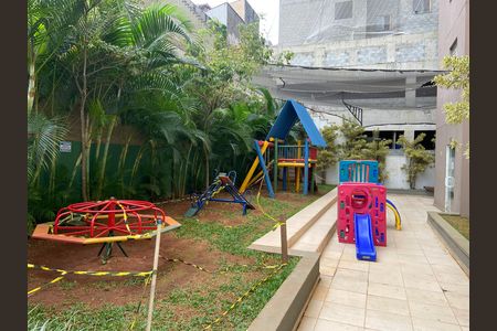 Apartamento para alugar com 57m², 2 quartos e 1 vaga Apartamento para alugar com 57m², 2 quartos e 1 vagaÁrea comum - Playground