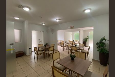 Apartamento para alugar com 57m², 2 quartos e 1 vaga Apartamento para alugar com 57m², 2 quartos e 1 vagaÁrea comum - Salão de festas