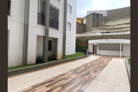 Apartamento para alugar com 57m², 2 quartos e 1 vaga Apartamento para alugar com 57m², 2 quartos e 1 vagaHall social