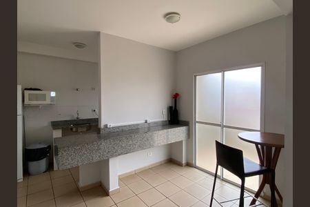 Apartamento para alugar com 57m², 2 quartos e 1 vaga Apartamento para alugar com 57m², 2 quartos e 1 vagaÁrea comum - Salão de festas