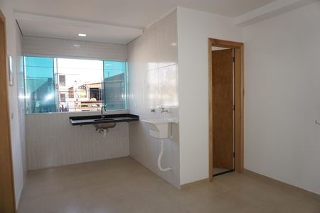 Sala/Cozinha de apartamento para alugar com 1 quarto, 40m² em Jardim Castilho, Embu das Artes