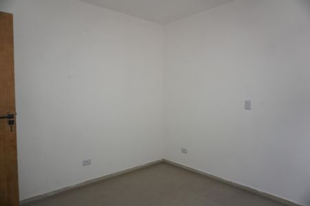 Quarto de apartamento para alugar com 1 quarto, 40m² em Jardim Castilho, Embu das Artes