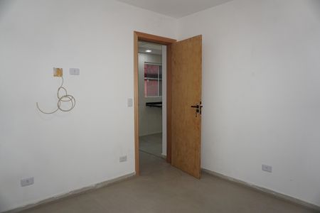 Quarto de apartamento para alugar com 1 quarto, 40m² em Jardim Castilho, Embu das Artes