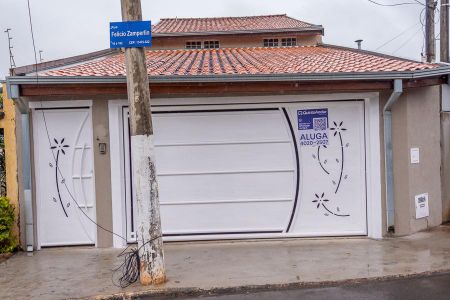 Fachada da casa de casa para alugar com 3 quartos, 176m² em Jardim da Mata, Americana