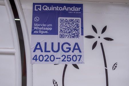 Placa do Quinto andar instalada de casa para alugar com 3 quartos, 176m² em Jardim da Mata, Americana