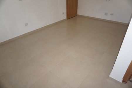 Sala/Cozinha de apartamento para alugar com 1 quarto, 40m² em Jardim Castilho, Embu das Artes