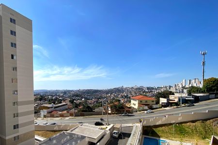 Vista da Sala de apartamento para alugar com 3 quartos, 88m² em Palmeiras, Belo Horizonte