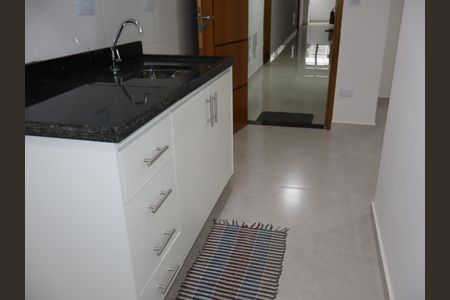 Cozinha e Área de Serviço de apartamento para alugar com 2 quartos, 39m² em Quinta da Paineira, São Paulo