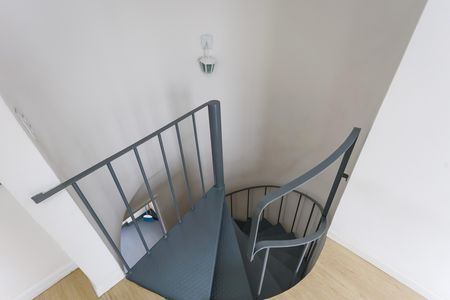 Escada de apartamento à venda com 1 quarto, 40m² em Vila Andrade, São Paulo