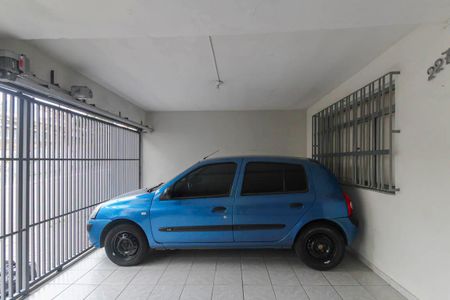 Garagem de casa à venda com 2 quartos, 240m² em Vila Prudente, São Paulo