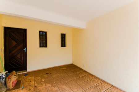 Garagem de casa para alugar com 2 quartos, 80m² em Jardim America, Guarulhos