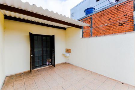 Varanda do Quarto 2 de casa para alugar com 2 quartos, 80m² em Jardim America, Guarulhos