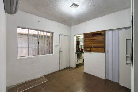 Casa de Condomínio para alugar com 2 quartos, 40m² em Guilhermina, Praia Grande