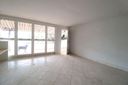 Casa para alugar com 250m², 3 quartos e 5 vagasSala de Jantar