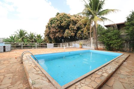 Casa para alugar com 3 quartos, 250m² em Cidade Jardim, Uberlândia