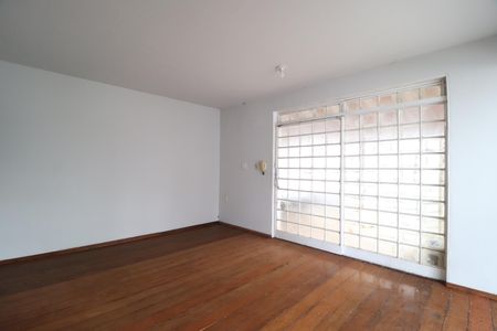 Sala de casa para alugar com 3 quartos, 250m² em Cidade Jardim, Uberlândia