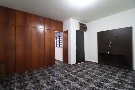 Casa para alugar com 300m², 3 quartos e 6 vagasQuarto 1 - Suíte