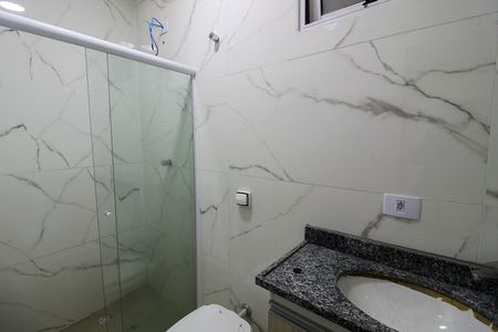 Banheiro de casa para alugar com 1 quarto, 35m² em Jaguaré, São Paulo