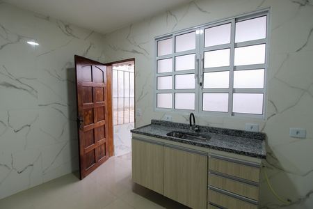 Cozinha de casa para alugar com 1 quarto, 35m² em Jaguaré, São Paulo