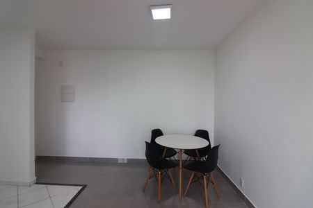 Apartamento para alugar com 55m², 3 quartos e 1 vagaSala 