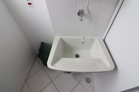 Apartamento para alugar com 55m², 3 quartos e 1 vagaÁrea de Serviço