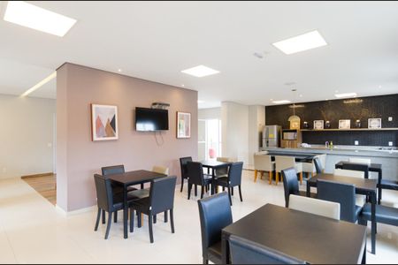 Apartamento para alugar com 55m², 3 quartos e 1 vaga Apartamento para alugar com 55m², 3 quartos e 1 vagaÁrea comum - Salão de festas
