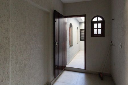 Casa à venda com 240m², 3 quartos e 5 vagasÁrea de Serviço