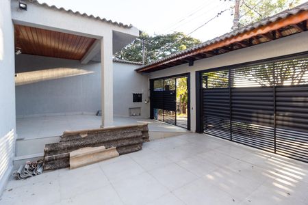 Casa à venda com 240m², 3 quartos e 5 vagasGaragem