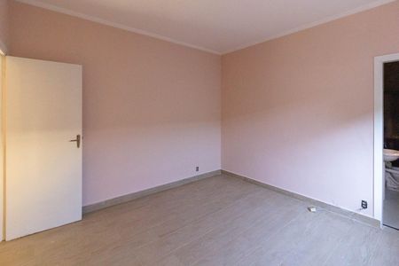 Casa à venda com 240m², 3 quartos e 5 vagasQuarto 2 suíte
