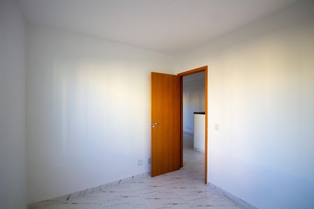 Quarto 2 de apartamento para alugar com 2 quartos, 83m² em Maria Paula, São Gonçalo