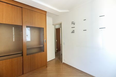 Apartamento à venda com 94m², 4 quartos e 2 vagas Apartamento à venda com 94m², 4 quartos e 2 vagasQuarto 2