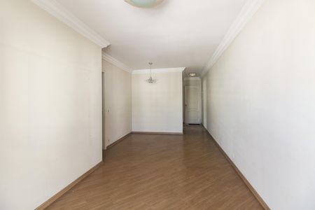 Apartamento à venda com 94m², 4 quartos e 2 vagas Apartamento à venda com 94m², 4 quartos e 2 vagasSala