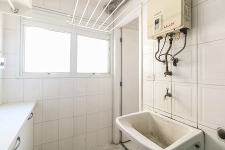 Apartamento à venda com 94m², 4 quartos e 2 vagas Apartamento à venda com 94m², 4 quartos e 2 vagasÁrea de Serviço