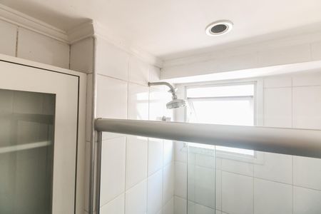 Apartamento à venda com 94m², 4 quartos e 2 vagas Apartamento à venda com 94m², 4 quartos e 2 vagasBanheiro Social
