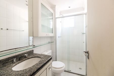 Apartamento à venda com 94m², 4 quartos e 2 vagas Apartamento à venda com 94m², 4 quartos e 2 vagasBanheiro Social