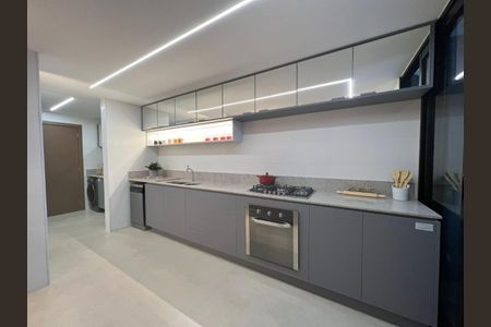 Apartamento à venda com 3 quartos, 144m² em Setor Bueno, Goiânia