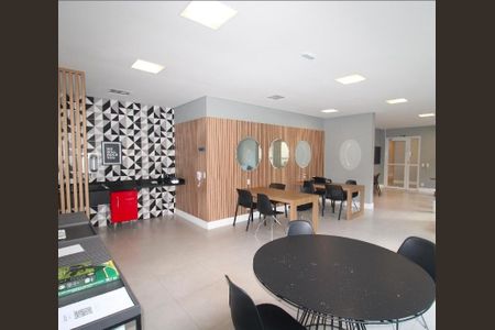 Apartamento à venda com 34m², 2 quartos e sem vaga Apartamento à venda com 34m², 2 quartos e sem vagaÁrea externa