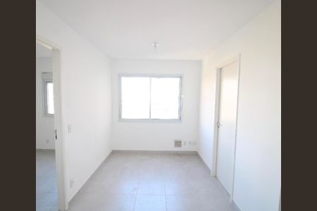 Apartamento à venda com 34m², 2 quartos e sem vaga Apartamento à venda com 34m², 2 quartos e sem vagaSala