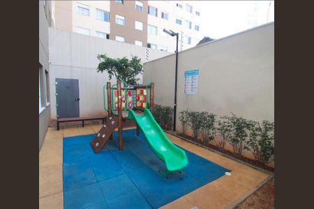 Apartamento à venda com 34m², 2 quartos e sem vaga Apartamento à venda com 34m², 2 quartos e sem vagaÁrea externa