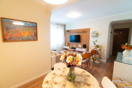 Sala de apartamento à venda com 2 quartos, 80m² em Vila Guarani (zona Sul), São Paulo