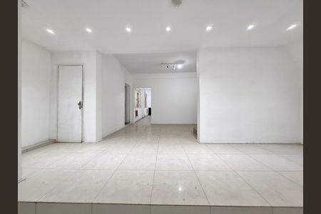 Casa para alugar com 500m², 4 quartos e sem vaga Casa para alugar com 500m², 4 quartos e sem vagaSala 3