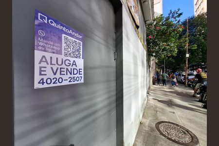 Placa  de casa para alugar com 4 quartos, 500m² em Centro, Rio de Janeiro