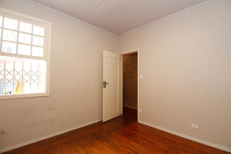 Quarto 2 de casa para alugar com 2 quartos, 90m² em Pinheiros, São Paulo