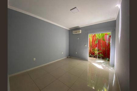 Casa à venda com 5 quartos, 360m² em São Francisco, Niterói