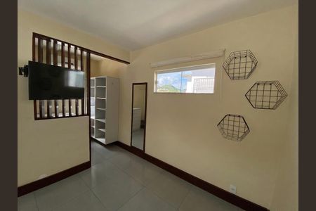 Quarto de casa à venda com 5 quartos, 360m² em São Francisco, Niterói