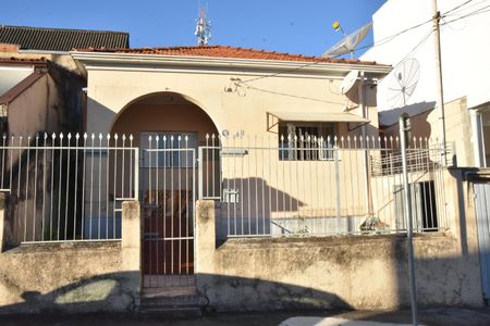 Fachada  de casa à venda com 2 quartos, 148m² em Centro, Jundiaí