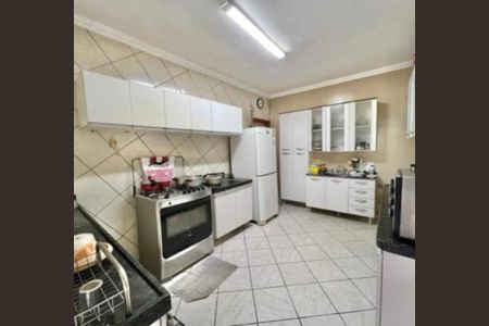 Casa à venda com 3 quartos, 262m² em Lúcio de Abreu, Contagem