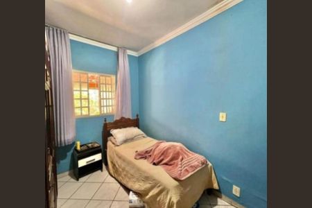 Casa à venda com 3 quartos, 262m² em Lúcio de Abreu, Contagem